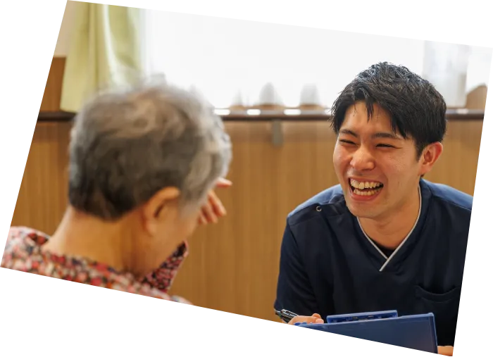 スタッフ写真 | 京阪介護グループ【公式サイト】